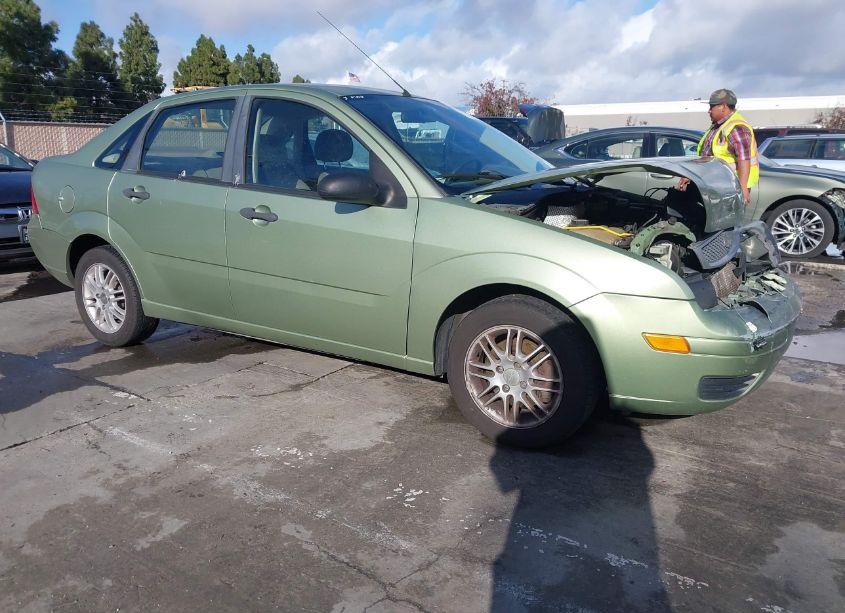 2007 Ford Focus S/SE/SES (VIN 1FAFP34N57W237836) main photo