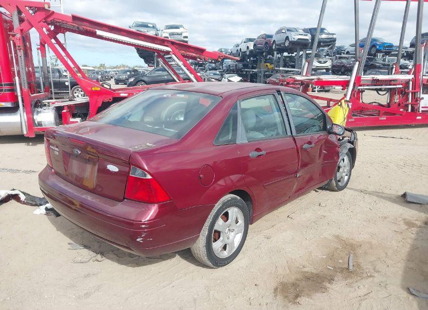 Photo 4 of 2007 Ford Focus S/SE/SES (VIN 1FAFP34N57W239280)