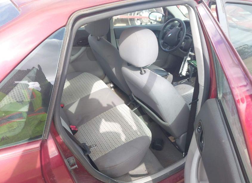 Photo 8 of 2007 Ford Focus S/SE/SES (VIN 1FAFP34N57W239280)