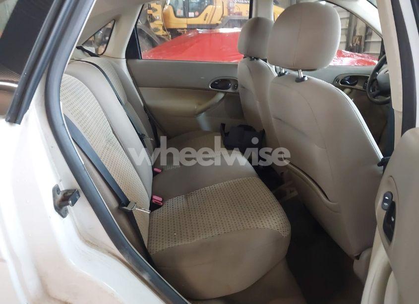 Photo 8 of 2007 Ford Focus S/SE/SES (VIN 1FAFP34N57W272599)