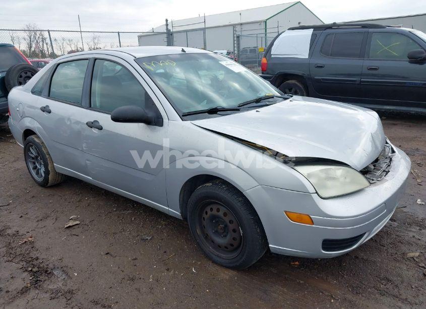 2007 Ford Focus S/SE/SES (VIN 1FAFP34N57W276121) main photo