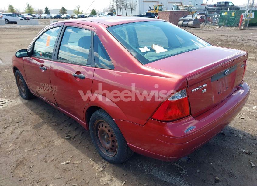 Photo 3 of 2005 Ford Focus ZX4 (VIN 1FAFP34N65W103060)
