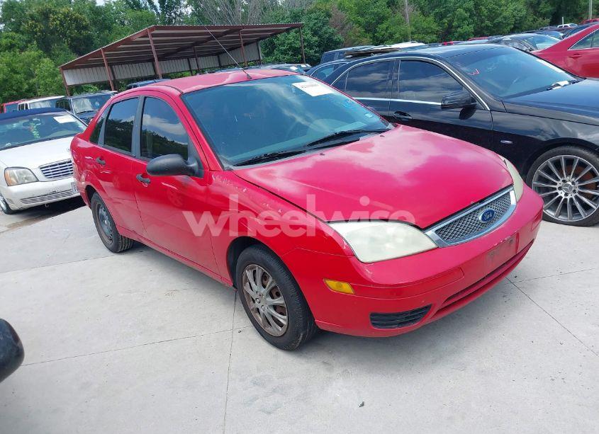 2005 Ford Focus ZX4 (VIN 1FAFP34N65W165817) main photo