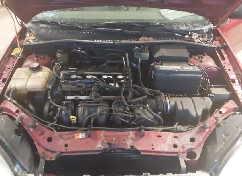 Photo 10 of 2005 Ford Focus ZX4 (VIN 1FAFP34N65W201294)