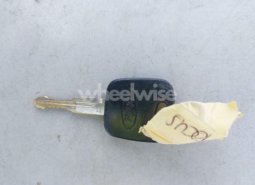 Photo 11 of 2005 Ford Focus ZX4 (VIN 1FAFP34N65W230357)