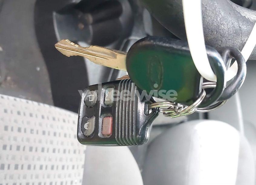 Photo 11 of 2006 Ford Focus SE/ZX4 (VIN 1FAFP34N66W184062)