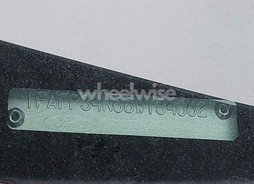 Photo 9 of 2006 Ford Focus SE/ZX4 (VIN 1FAFP34N66W184062)