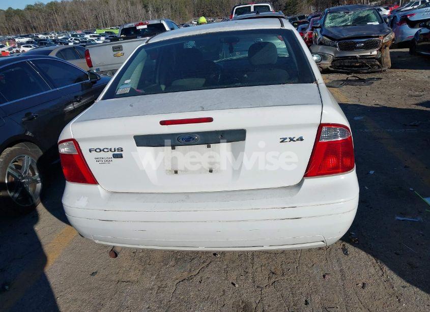 Photo 16 of 2006 Ford Focus ZX4 (VIN 1FAFP34N66W203001)