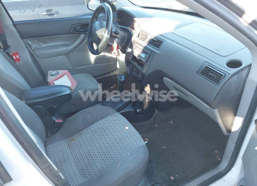 Photo 5 of 2006 Ford Focus ZX4 (VIN 1FAFP34N66W203001)