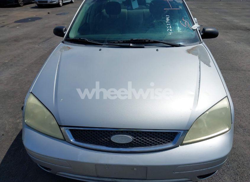 Photo 10 of 2006 Ford Focus ZX4 (VIN 1FAFP34N66W203290)