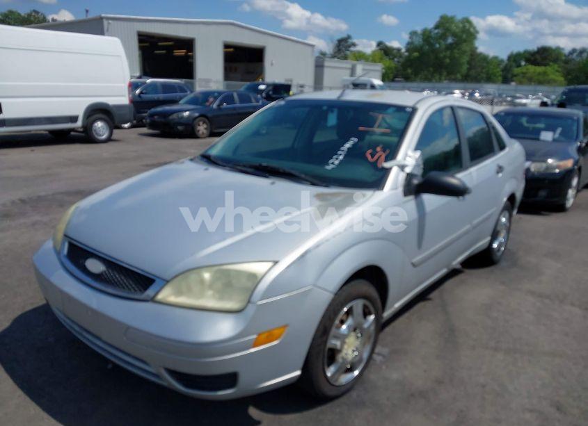 Photo 2 of 2006 Ford Focus ZX4 (VIN 1FAFP34N66W203290)
