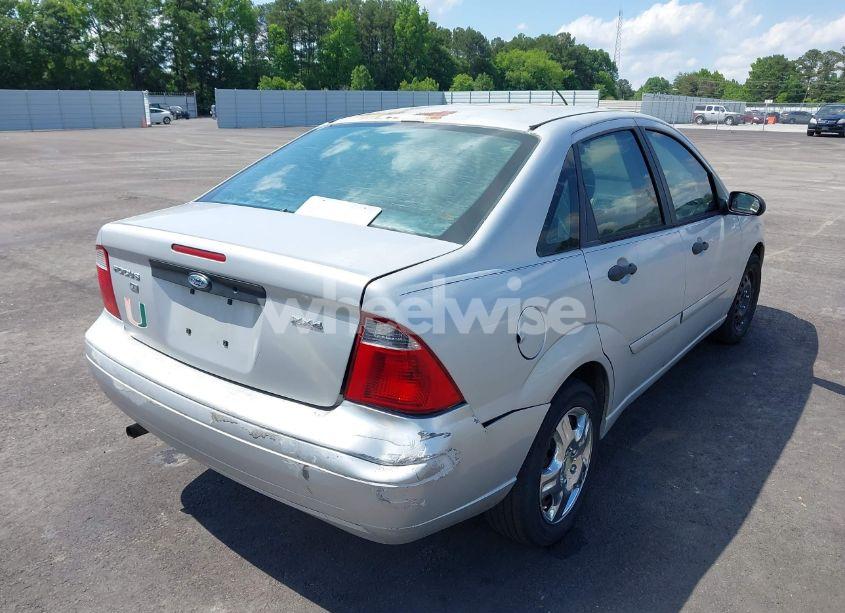 Photo 4 of 2006 Ford Focus ZX4 (VIN 1FAFP34N66W203290)