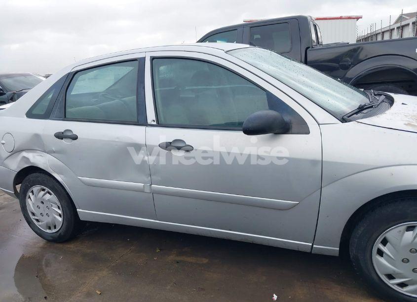 Photo 14 of 2007 Ford Focus S/SE/SES (VIN 1FAFP34N67W102803)