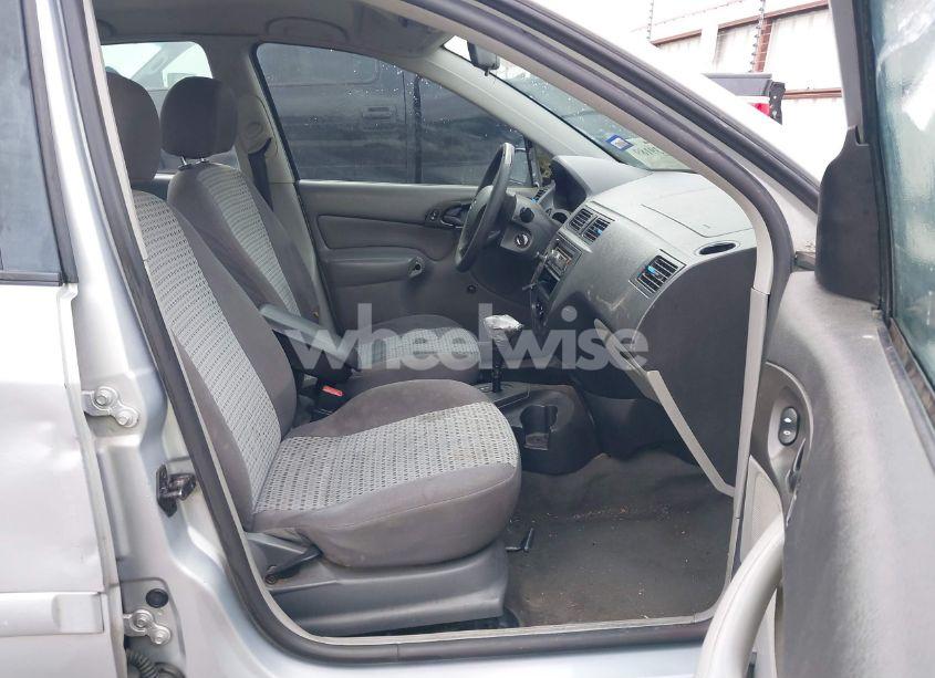 Photo 5 of 2007 Ford Focus S/SE/SES (VIN 1FAFP34N67W102803)