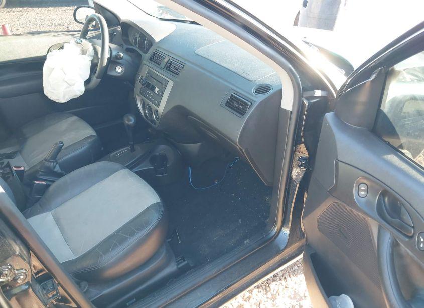 Photo 5 of 2007 Ford Focus S/SE/SES (VIN 1FAFP34N67W187867)