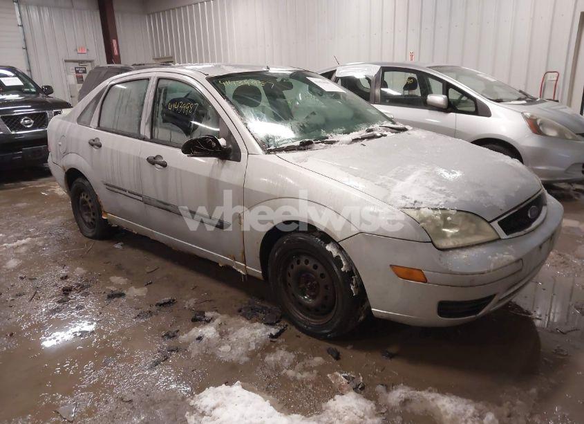 2007 Ford Focus S/SE/SES (VIN 1FAFP34N67W226473) main photo
