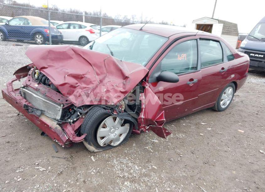 Photo 2 of 2007 Ford Focus S/SE/SES (VIN 1FAFP34N67W231625)