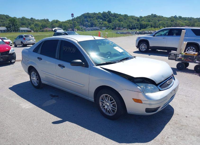 2007 Ford Focus S/SE/SES (VIN 1FAFP34N67W254743) main photo