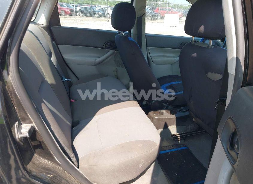 Photo 8 of 2007 Ford Focus S/SE/SES (VIN 1FAFP34N67W302628)