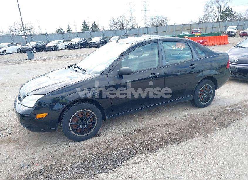 Photo 2 of 2007 Ford Focus S/SE/SES (VIN 1FAFP34N67W332311)