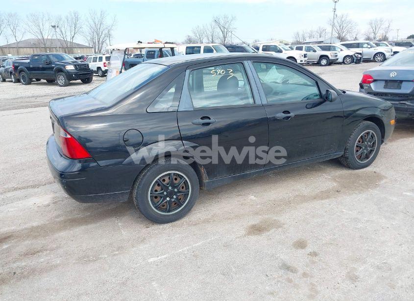 Photo 4 of 2007 Ford Focus S/SE/SES (VIN 1FAFP34N67W332311)