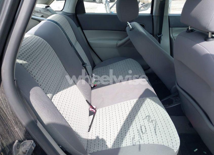 Photo 8 of 2007 Ford Focus S/SE/SES (VIN 1FAFP34N67W332311)