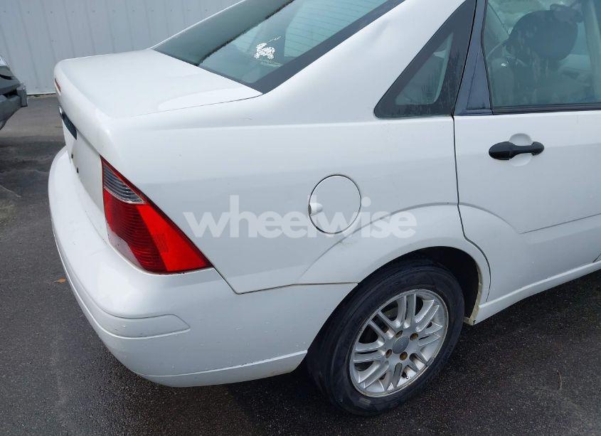 Photo 15 of 2007 Ford Focus S/SE/SES (VIN 1FAFP34N67W356849)