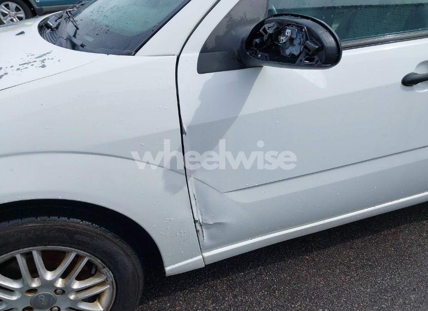 Photo 6 of 2007 Ford Focus S/SE/SES (VIN 1FAFP34N67W356849)