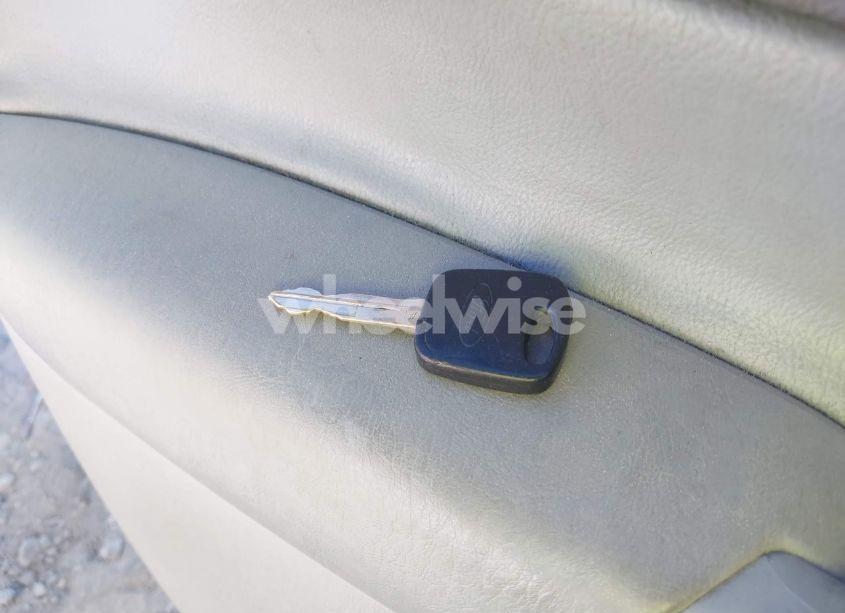 Photo 11 of 2005 Ford Focus ZX4 (VIN 1FAFP34N75W132373)