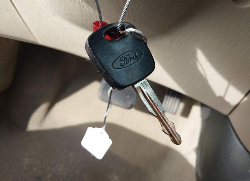 Photo 11 of 2005 Ford Focus ZX4 (VIN 1FAFP34N75W173196)