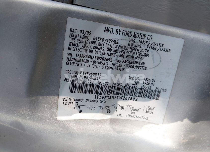 Photo 9 of 2005 Ford Focus ZX4 (VIN 1FAFP34N75W267692)
