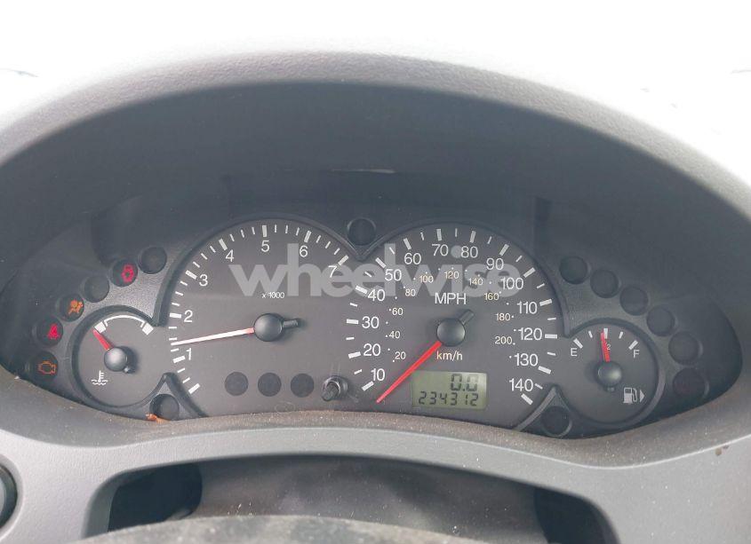 Photo 7 of 2005 Ford Focus ZX4 (VIN 1FAFP34N75W304479)