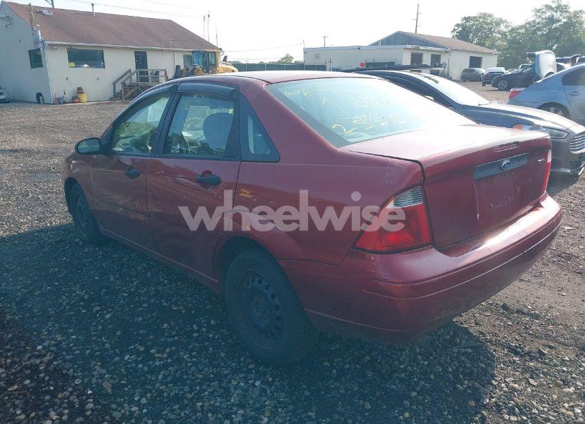 Photo 3 of 2005 Ford Focus ZX4 (VIN 1FAFP34N75W312338)