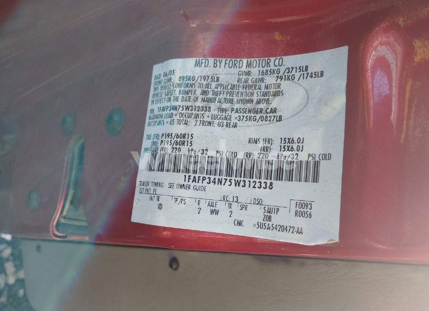 Photo 9 of 2005 Ford Focus ZX4 (VIN 1FAFP34N75W312338)