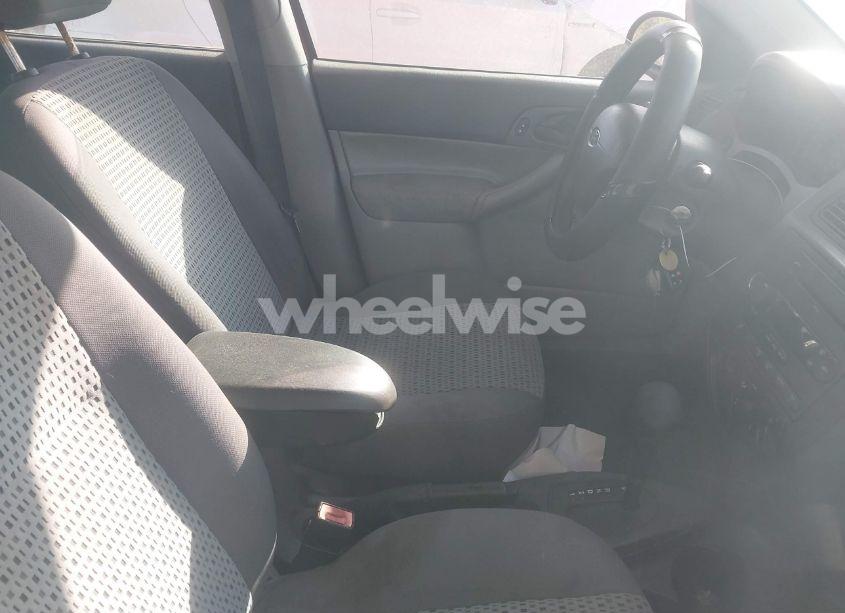 Photo 5 of 2006 Ford Focus ZX4 (VIN 1FAFP34N76W114487)