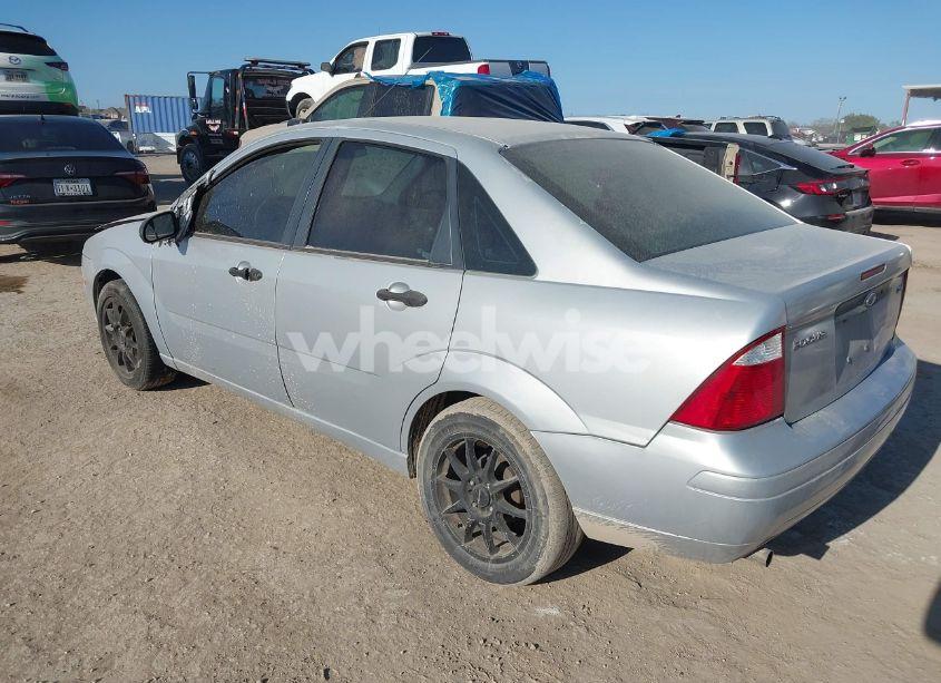 Photo 3 of 2006 Ford Focus ZX4 (VIN 1FAFP34N76W123965)