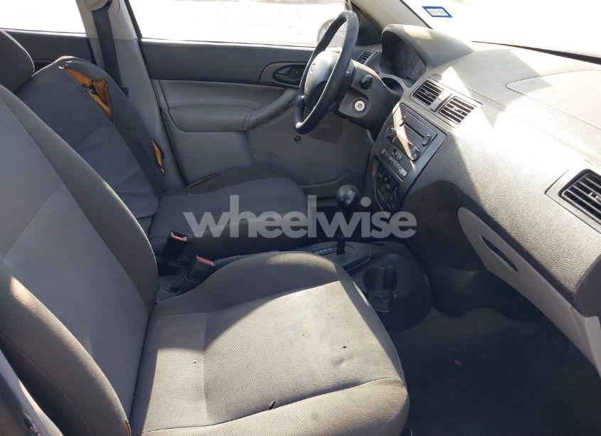 Photo 5 of 2006 Ford Focus ZX4 (VIN 1FAFP34N76W123965)