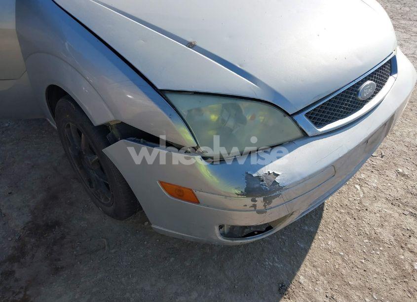 Photo 6 of 2006 Ford Focus ZX4 (VIN 1FAFP34N76W123965)