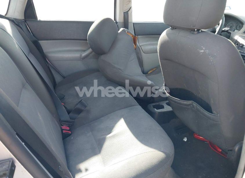 Photo 8 of 2006 Ford Focus ZX4 (VIN 1FAFP34N76W123965)