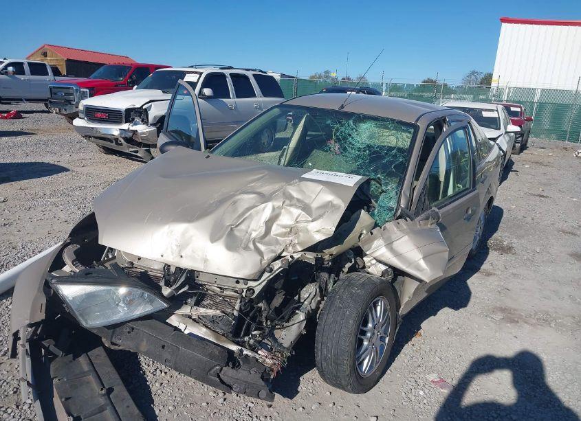 Photo 6 of 2007 Ford Focus S/SE/SES (VIN 1FAFP34N77W132103)