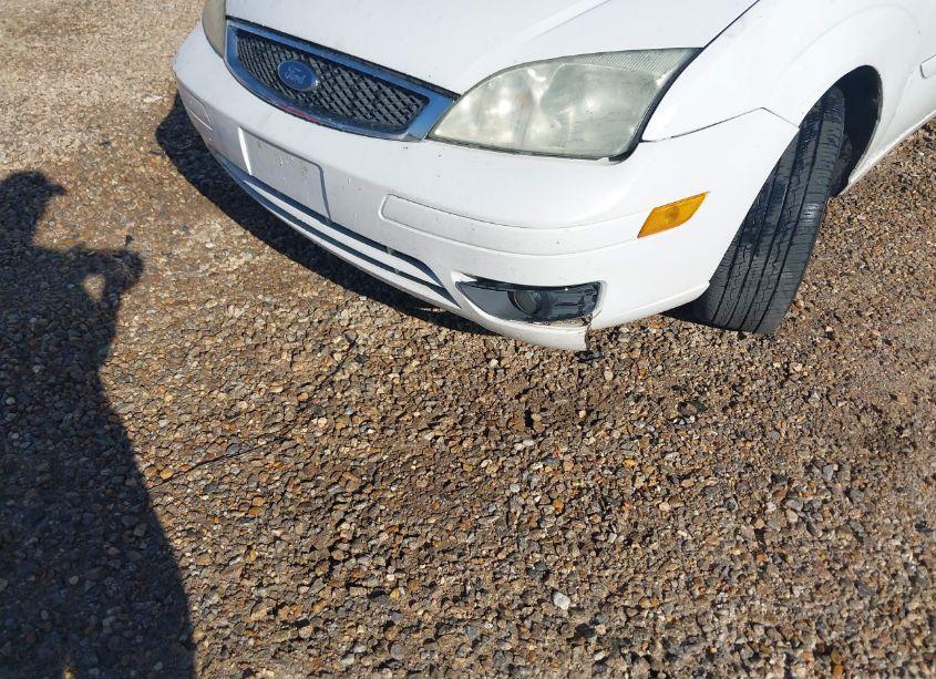 Photo 6 of 2007 Ford Focus S/SE/SES (VIN 1FAFP34N77W202795)