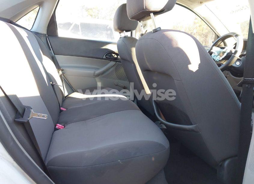 Photo 8 of 2007 Ford Focus S/SE/SES (VIN 1FAFP34N77W220293)