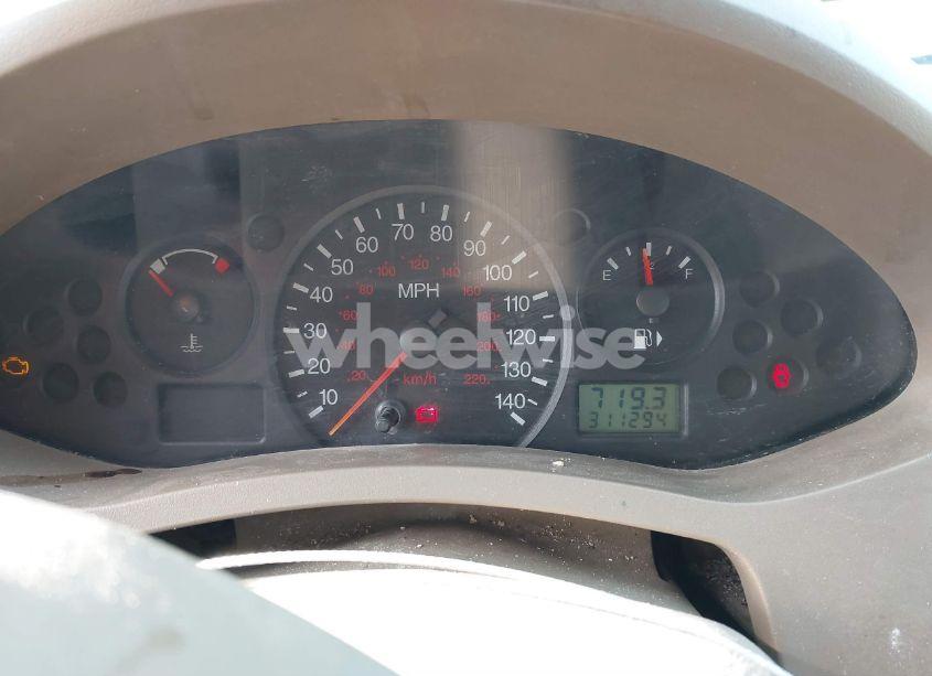 Photo 7 of 2005 Ford Focus ZX4 (VIN 1FAFP34N85W142670)