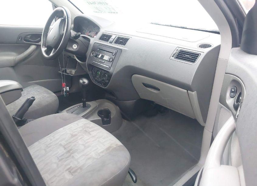 Photo 5 of 2005 Ford Focus ZX4 (VIN 1FAFP34N85W158920)