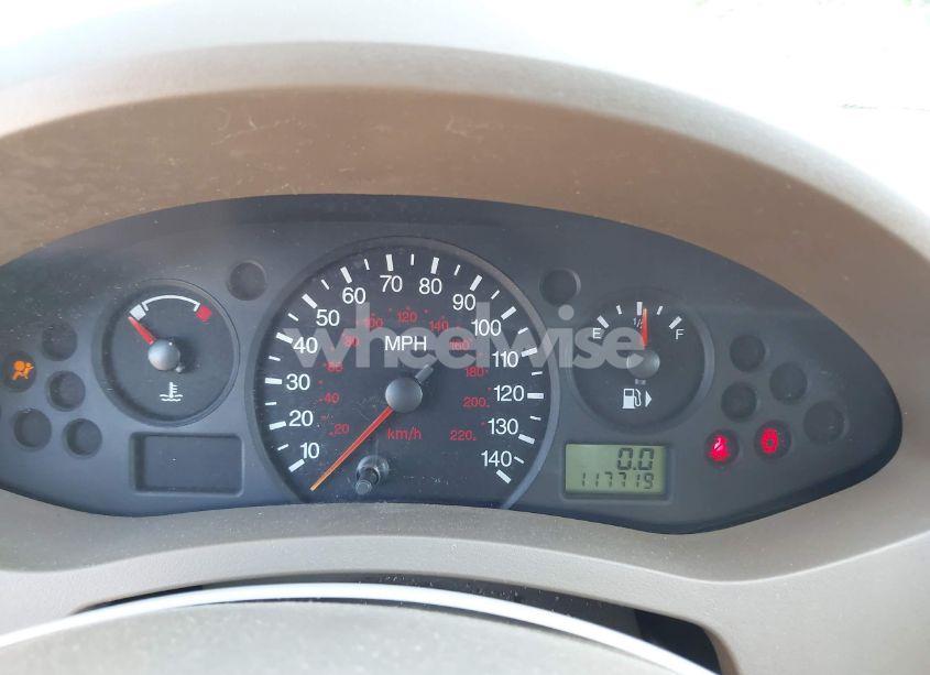 Photo 7 of 2005 Ford Focus ZX4 (VIN 1FAFP34N85W192422)