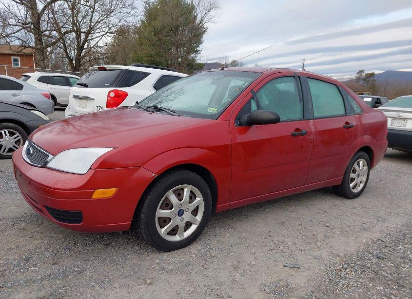 Photo 6 of 2005 Ford Focus ZX4 (VIN 1FAFP34N85W200440)