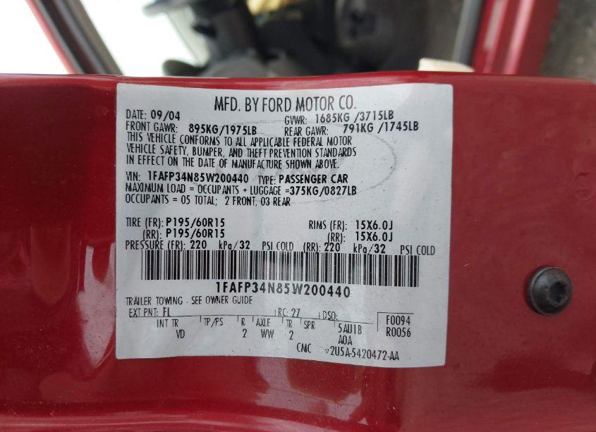 Photo 9 of 2005 Ford Focus ZX4 (VIN 1FAFP34N85W200440)