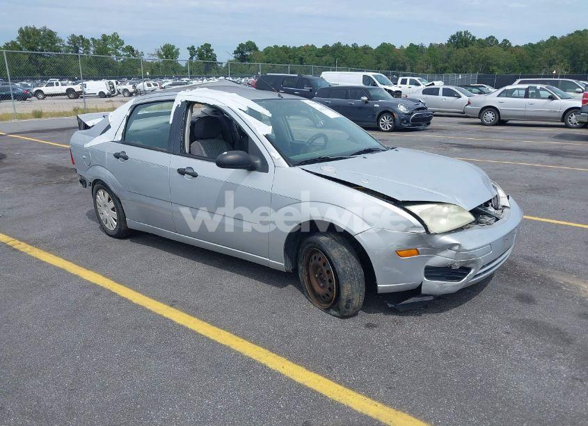 2005 Ford Focus ZX4 (VIN 1FAFP34N85W300134) main photo