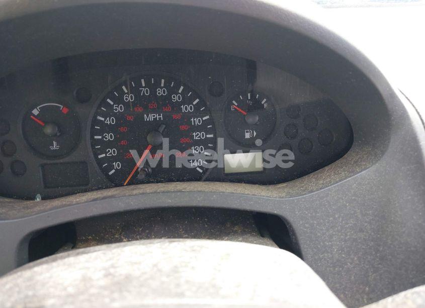 Photo 7 of 2005 Ford Focus ZX4 (VIN 1FAFP34N85W300134)