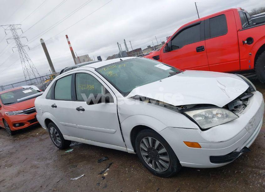 2006 Ford Focus ZX4 (VIN 1FAFP34N86W112960) main photo